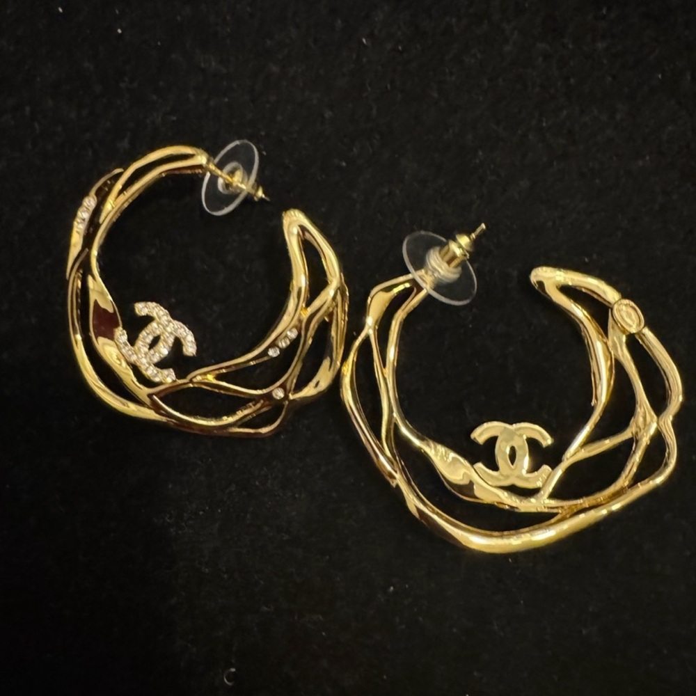 CHANEL Gold-tone CC Logo Wave Hoop Earrings